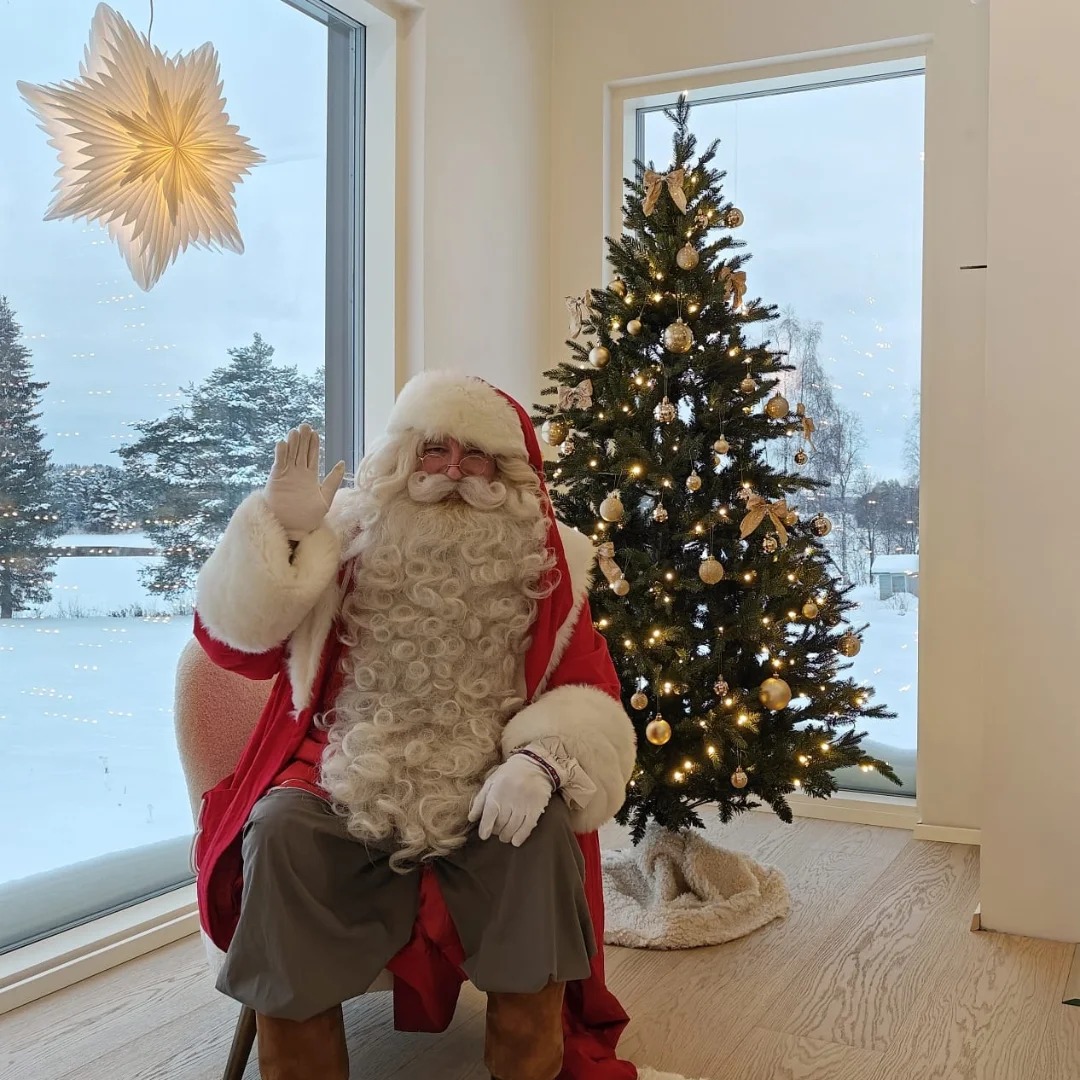 Santa at the Modern Cabin